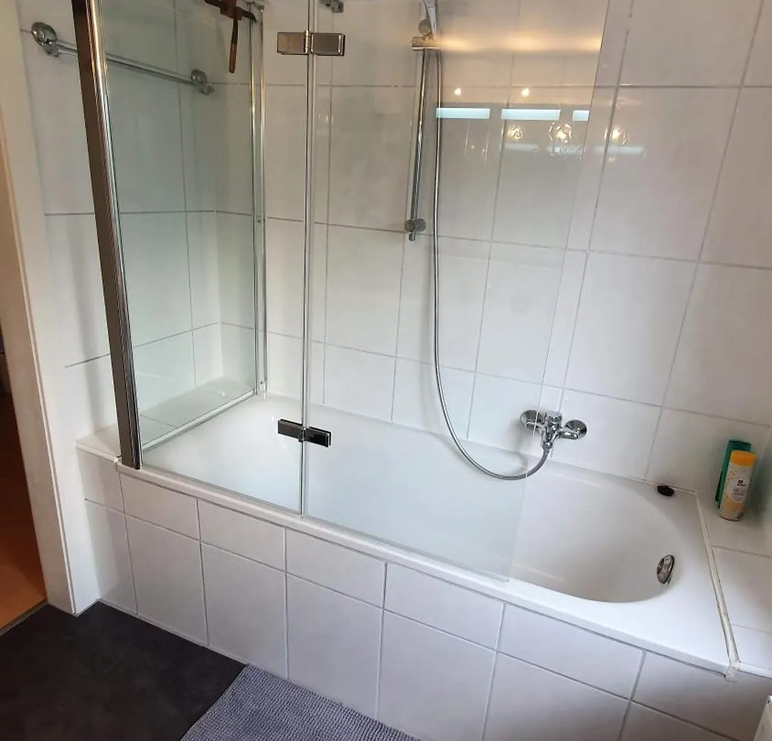 Modern 2.5 Bedroom Duplex Apartment Near Messe, Airport, Arena Dusseldorf